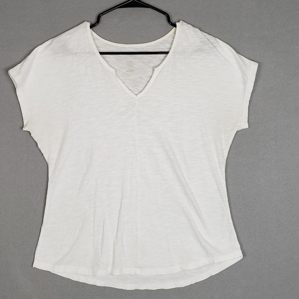 Sonoma Size L VNeck Basic Burnout Tee Shirt Cream Summer Coastal Casual Layering